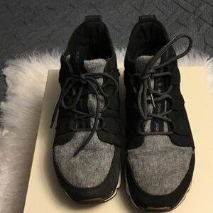 Sorel Black and Gray Athletic Shoes